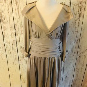 JESSICA HOWARD Size 16 Taupe Party Dress